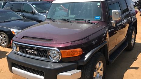 Toyota FJ Cruiser • 2008 • 34 km