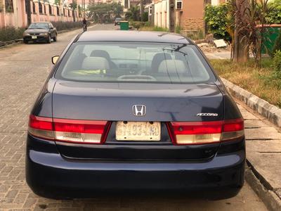 Honda Accord • 2004 • 227,000 km