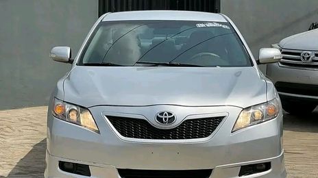 Toyota Camry • 2014 • 80,000 km