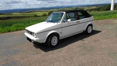 Volkswagen Golf Cabrio • 1987 • 251,000 km