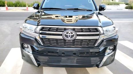 Toyota Land Cruiser • 2018 • 45 km