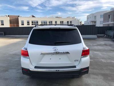 Toyota Highlander • 2012 • 129,000 km