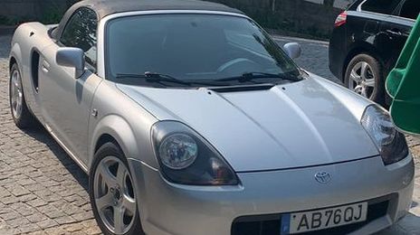 Toyota MR2 • 2015 • 80,000 km