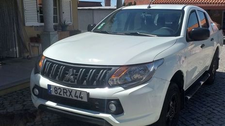 Mitsubishi L200 • 2016 • 225,000 km