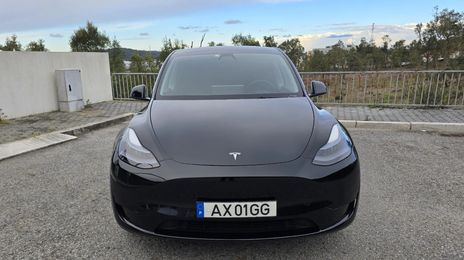 Tesla Model Y • 2023 • 83,000 km
