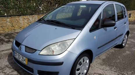 Mitsubishi Colt • 2004 • 300,000 km