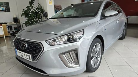 Hyundai Ioniq Plug-In Hybrid • 2020 • 51,500 km
