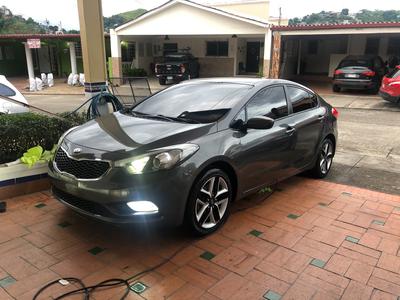 Kia Cerato • 2013 • 150,000 km