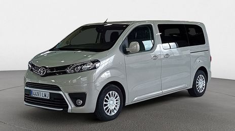 Toyota Verso • 2021 • 101,823 km