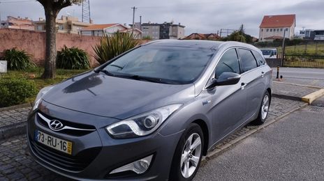 Hyundai i40 • 2012 • 217,245 km