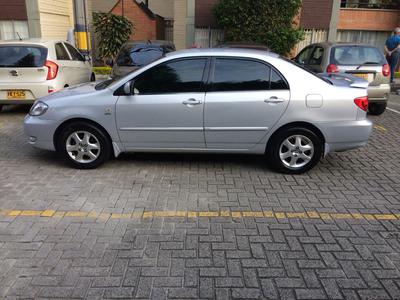Toyota Corolla • 2008 • 164,000 km