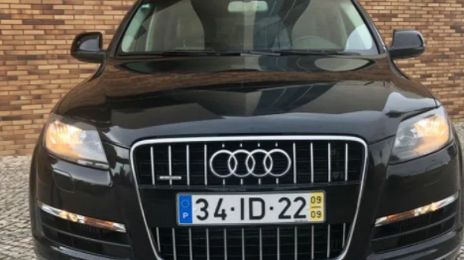 Audi Q7 • 2009 • 220,000 km
