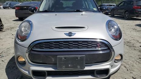 MINI Cooper S • 2015 • 10,000 mi