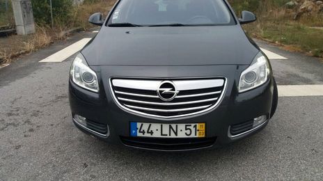 Opel Insignia • 2011 • 180,000 km