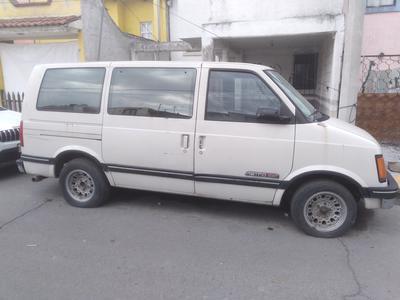 Chevrolet Astro • 1990 • 220,000 km