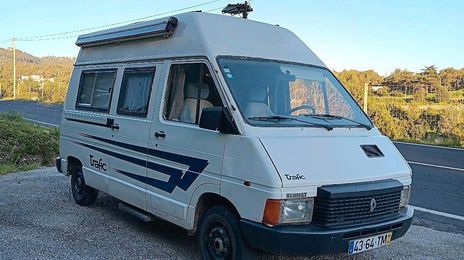 Renault Megane II • 1986 • 200,000 km