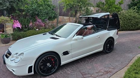 Mercedes-Benz SL-Class • 2005 • 77,000 km