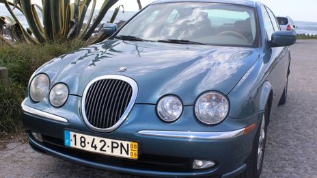 Jaguar S-Type • 2000 • 67,000 km