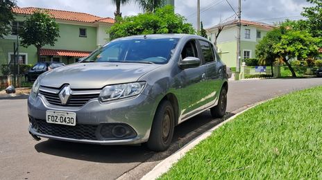Renault Sandero • 2014 • 174,525 km