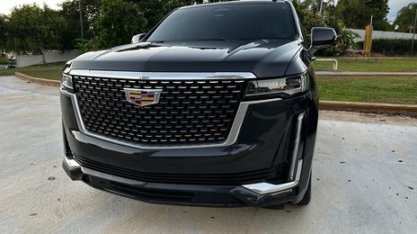 Cadillac Escalade • 2023 • 40,000 mi