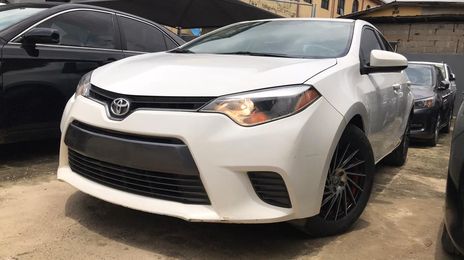 Toyota Corolla • 2015 • 32 km