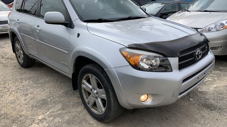 Toyota RAV4 • 2011 • 23 km