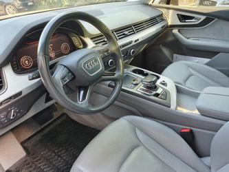 Audi Q7 • 2016 • 101,500 km