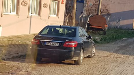 Mercedes-Benz E • 2011 • 340,000 km