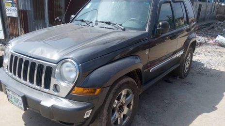 Jeep Liberty • 2006 • 127,384 km