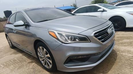 Hyundai Sonata • 2023 • 3,000 km
