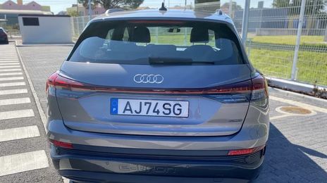 Audi e-tron • 2021 • 18,000 km