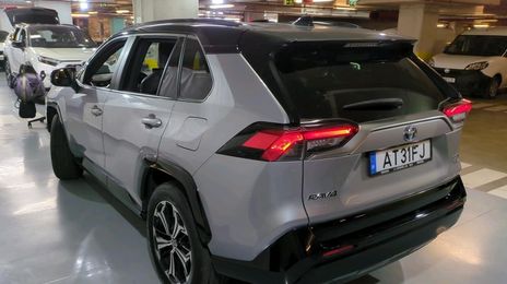 Toyota RAV4 • 2022 • 71,206 km
