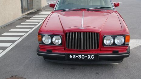 Bentley Arnage • 1990 • 102,000 km