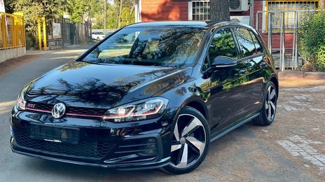 Volkswagen Golf GTI • 2019 • 88,000 km