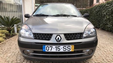 Renault Clio • 2001 • 160,000 km