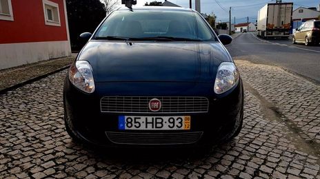 Fiat Grande Punto • 2008 • 190,000 km