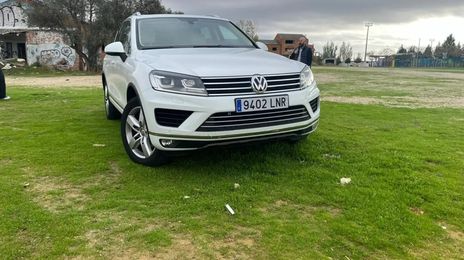Volkswagen Touareg • 2015 • 66,000 km