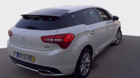 DongFeng Rich • 2015 • 127,560 km