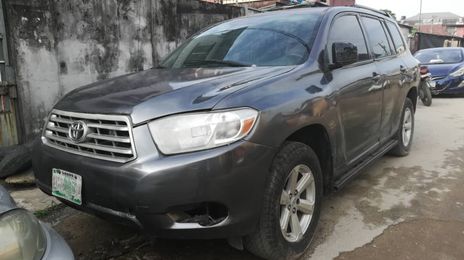 Toyota Highlander • 2009 • 133,059 km
