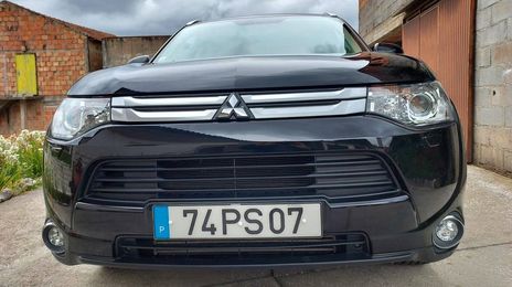 Mitsubishi Outlander • 2015 • 169,999 km