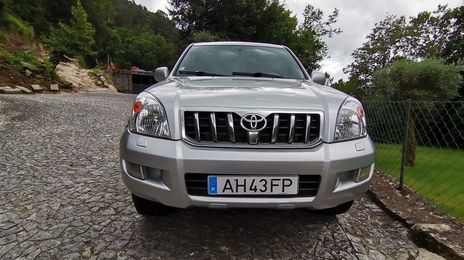 Toyota Land Cruiser • 2007 • 330,000 km