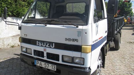 Isuzu D-MAX • 1989 • 170,000 km