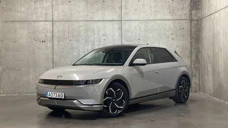 Hyundai Ioniq Electric • 2022 • 38,500 km