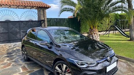 Volkswagen Golf • 2021 • 48,000 km