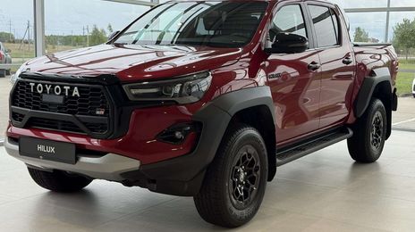 Toyota Hilux • 2025 • 0 km