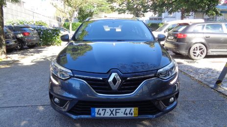 Renault Mégane • 2019 • 129,989 km