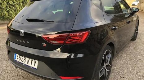 Seat Leon • 2019 • 49,000 km