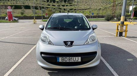 Peugeot 107 • 2006 • 153,000 km
