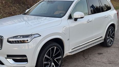 Volvo XC90 • 2019 • 131,982 km