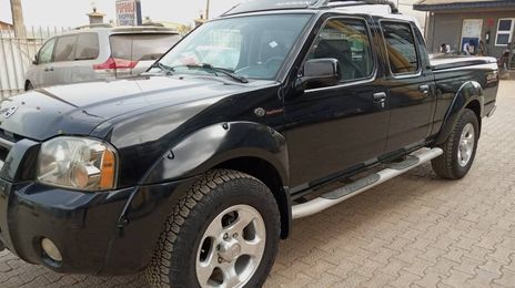 Nissan Frontier • 2011 • 34 km